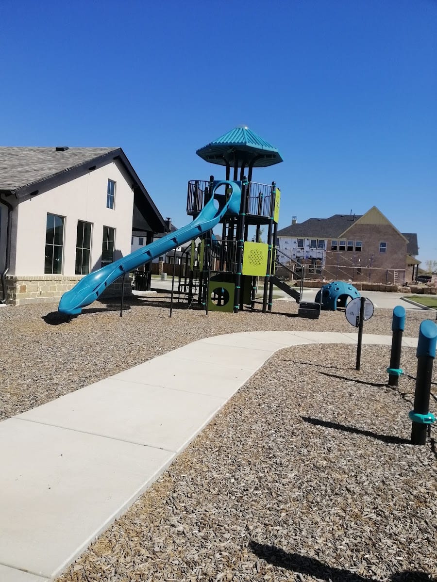 Castle Hills NorthPointe Community Center and Pool, photo 3