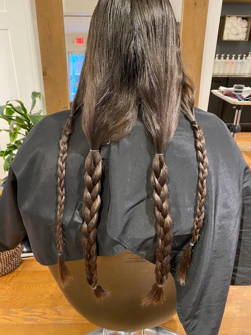 Blue Peregrine Salon, photo 4