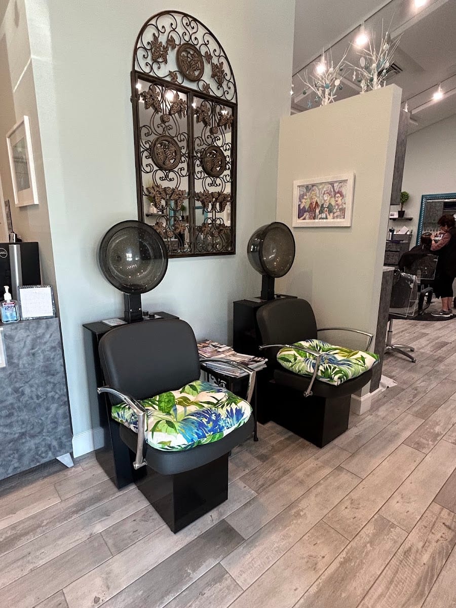 Abra Cadabra Hair Studio, photo 3