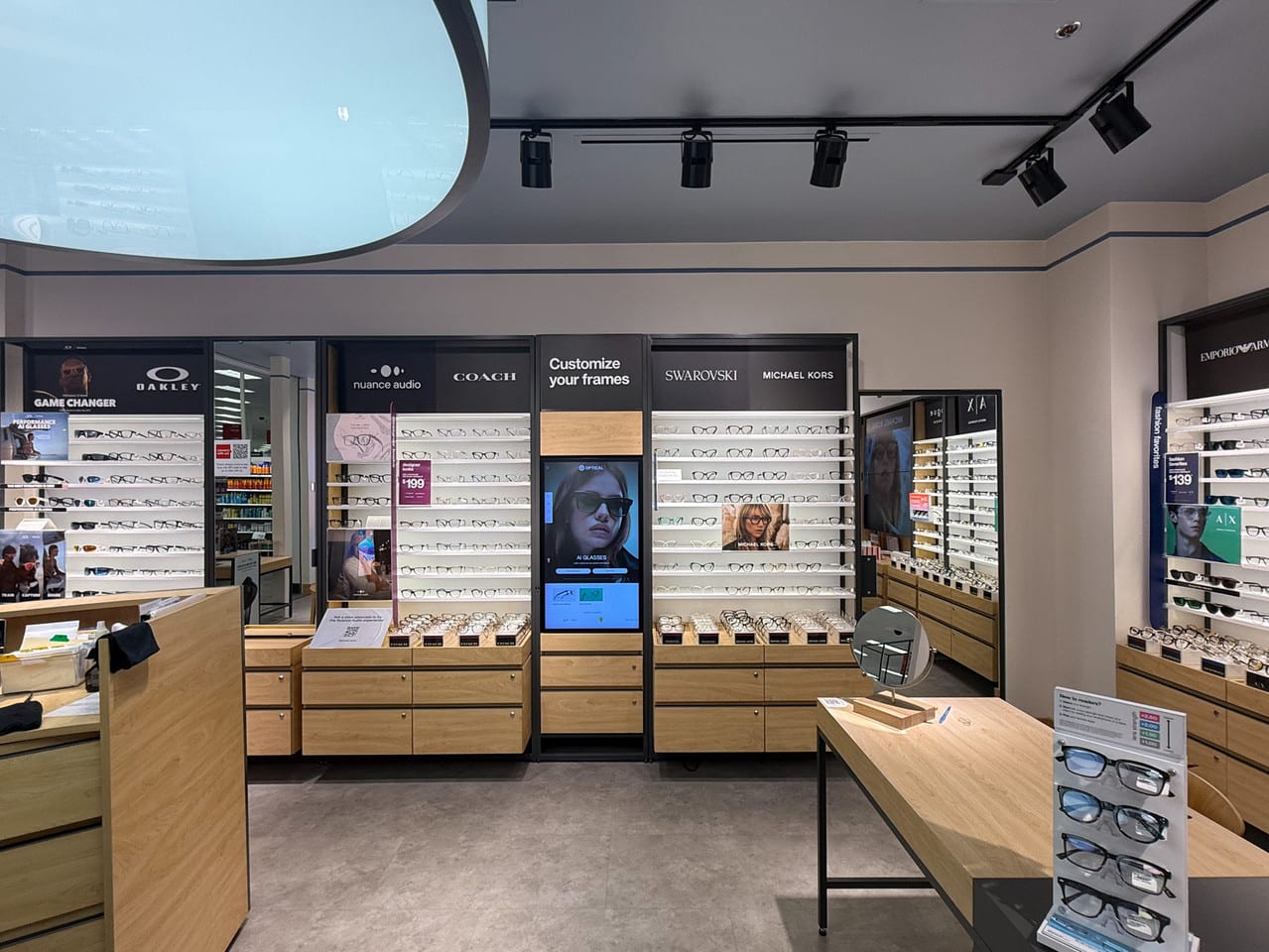 Target Optical, photo 2