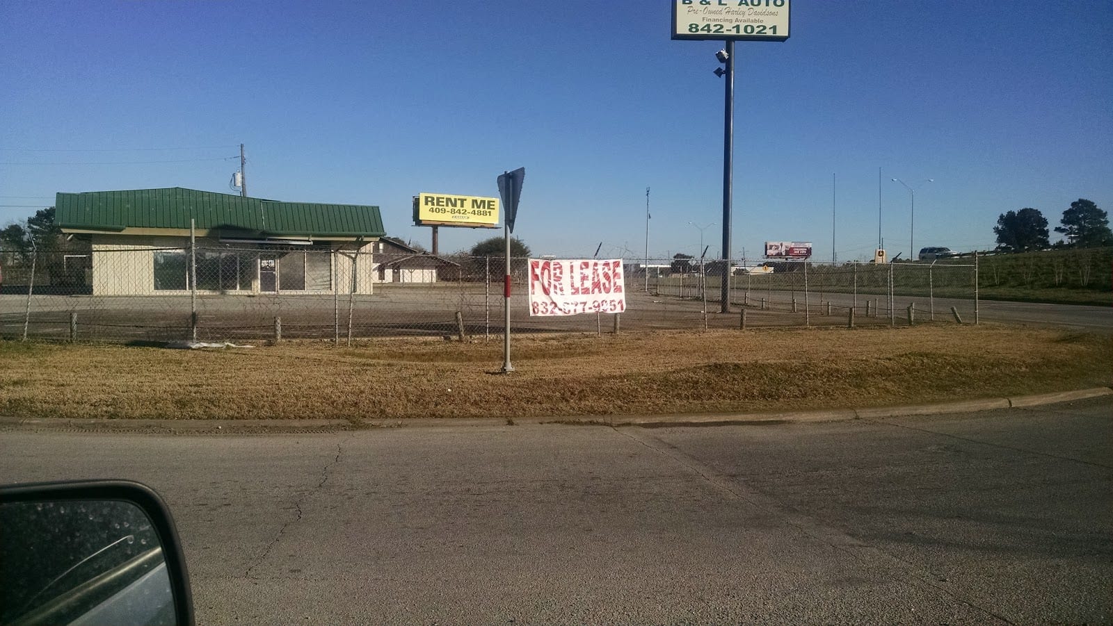 Exxon, photo 3