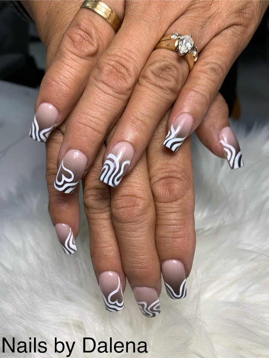 Classic Nails of South Tampa