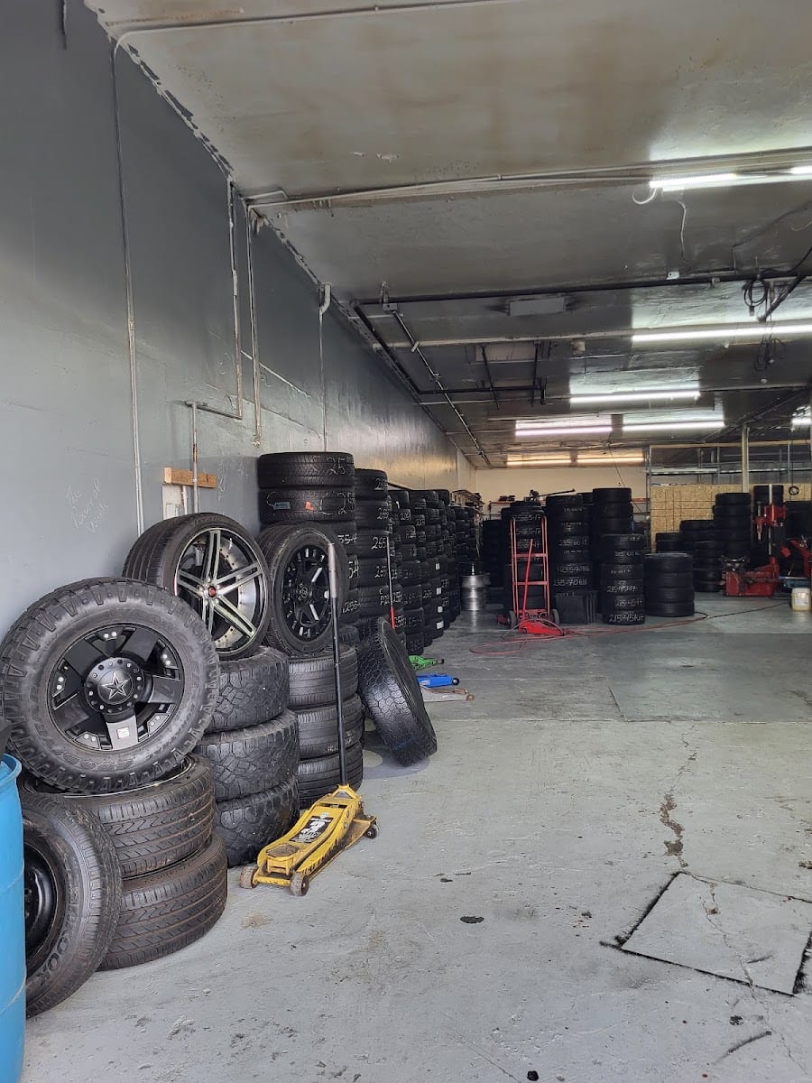 Betos Tires & Wheels, photo 3