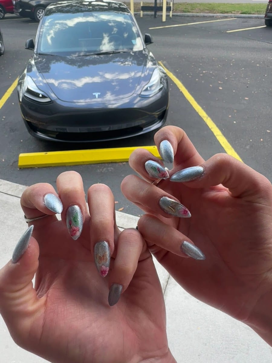 Elaine's Fashion Nails, photo 2