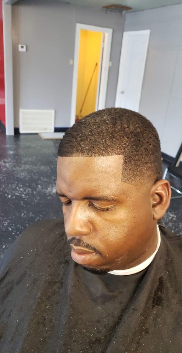 Top Notch Barber And Beauty