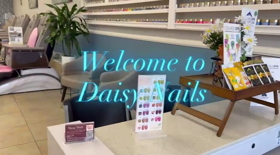 Daisy Nails, photo 3