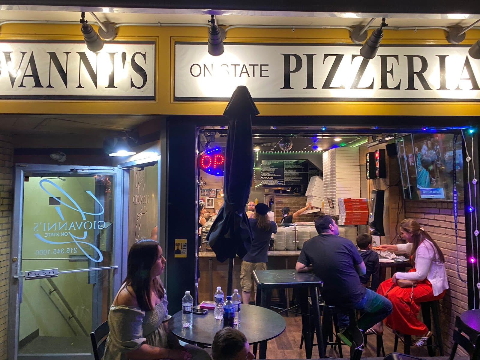 Giovanni's on State, photo 2