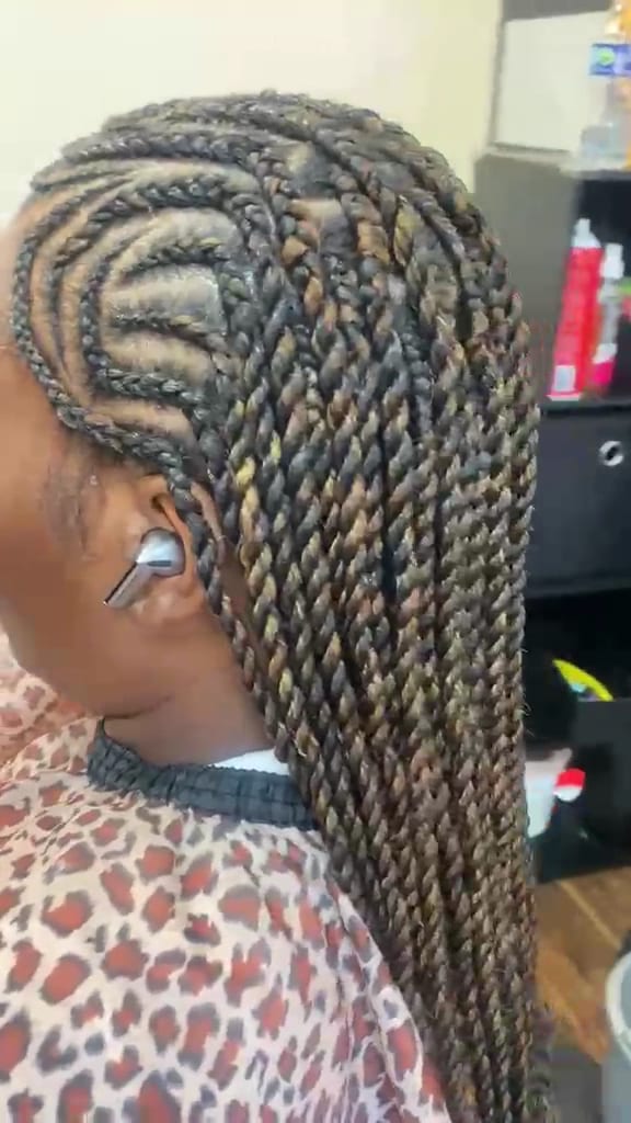 The Braiding World, photo 3
