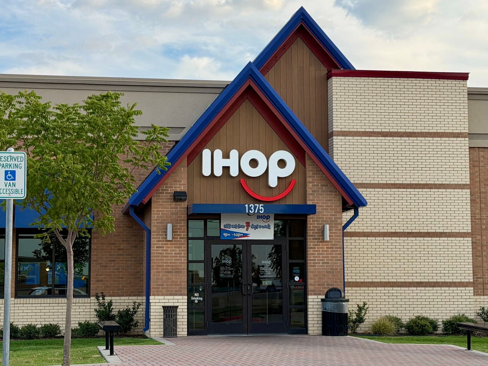 IHOP, photo 2