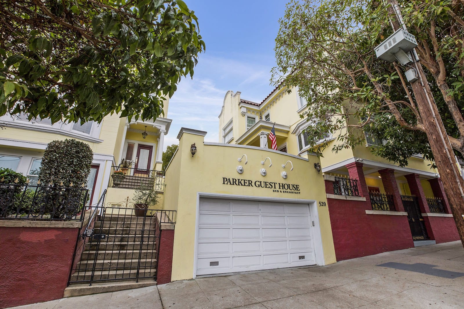 Dolores Place
