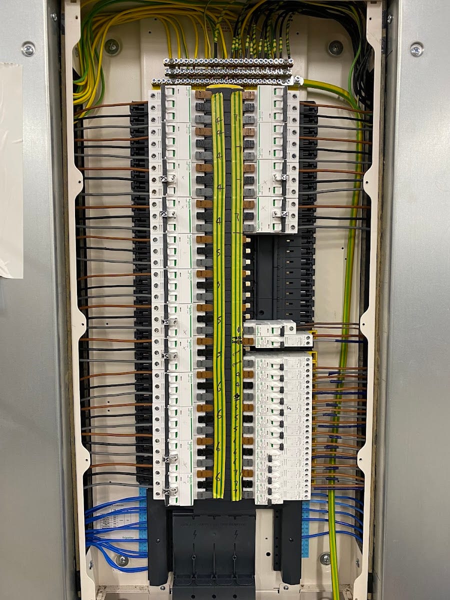 A2 Electrical Ltd