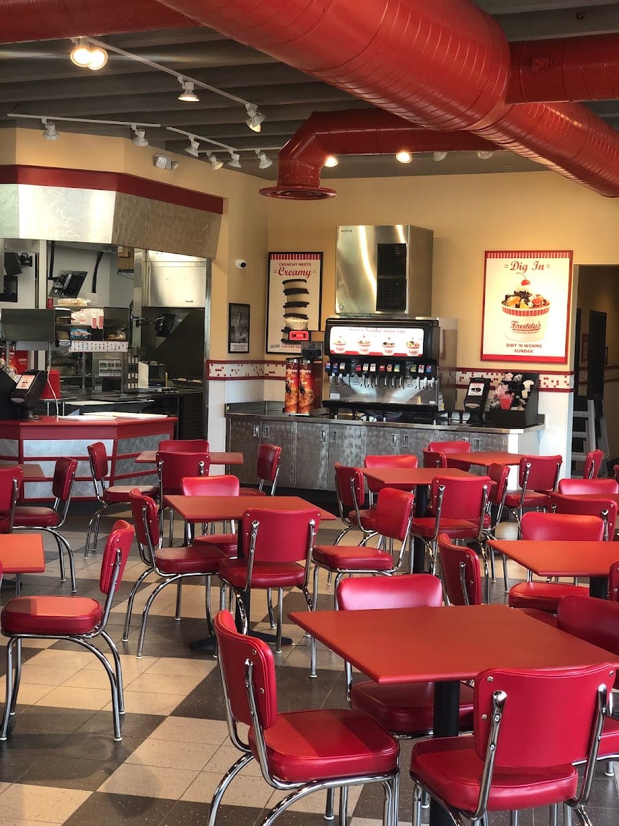 Freddy's Frozen Custard & Steakburgers, photo 2