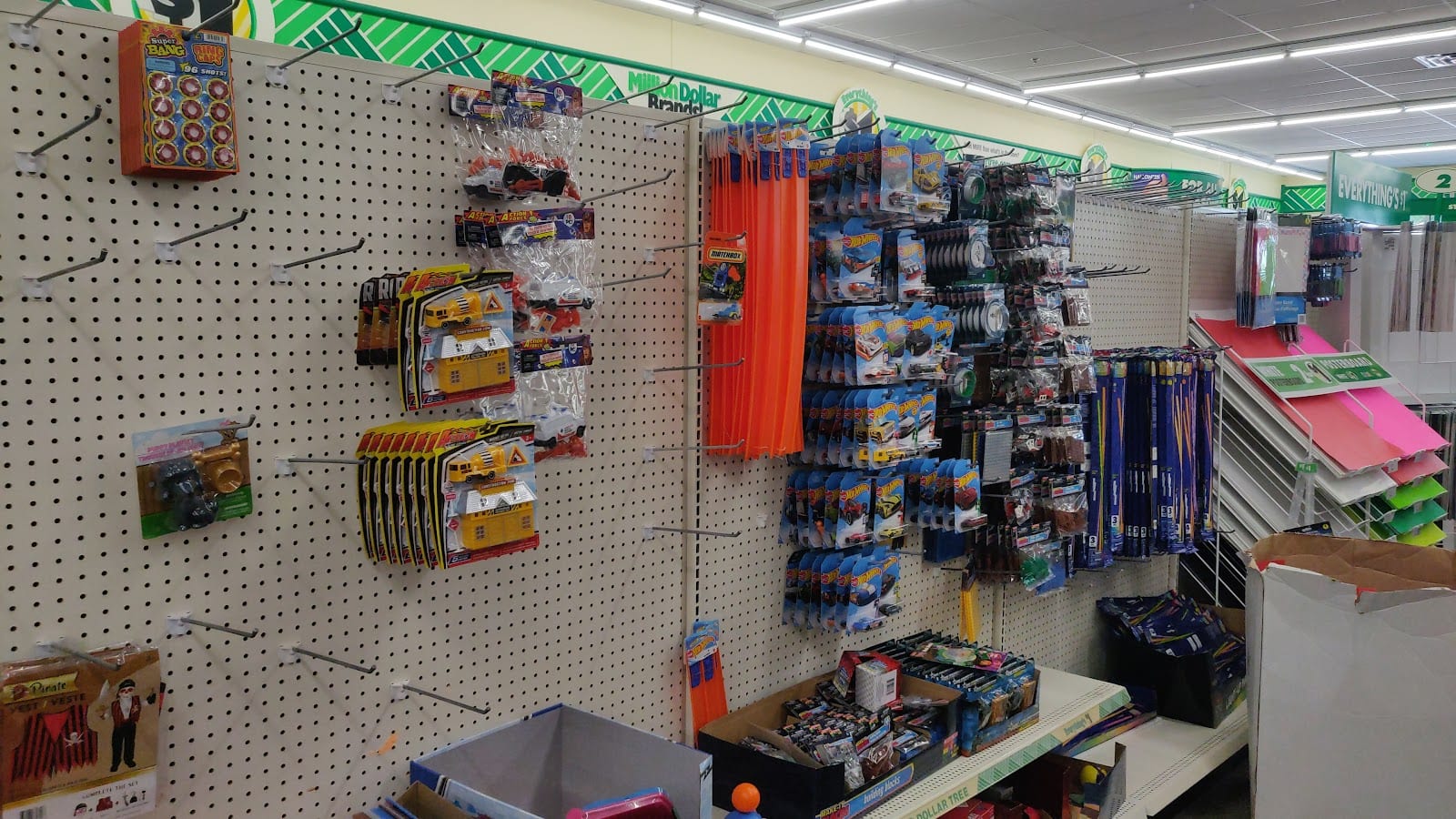 Dollar Tree, photo 4