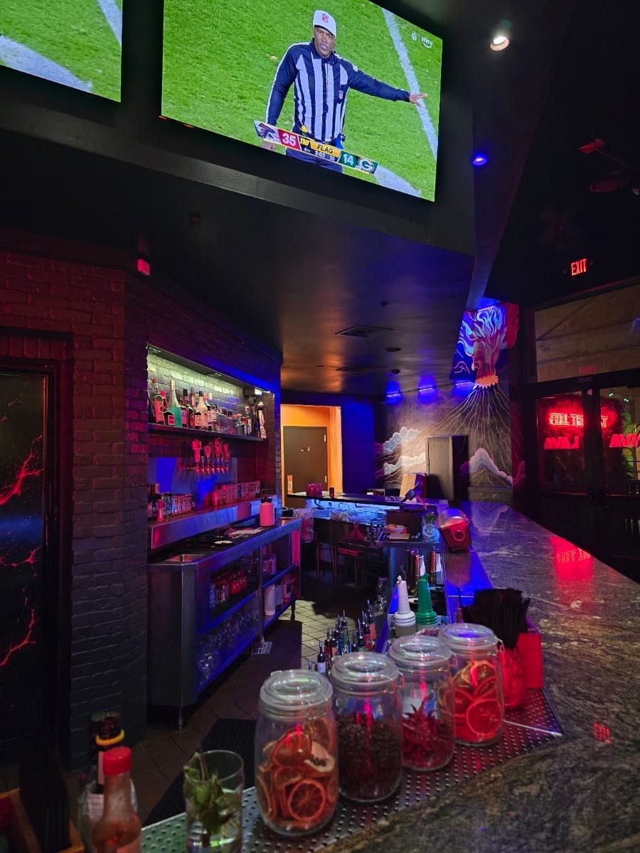 LAVA BAR