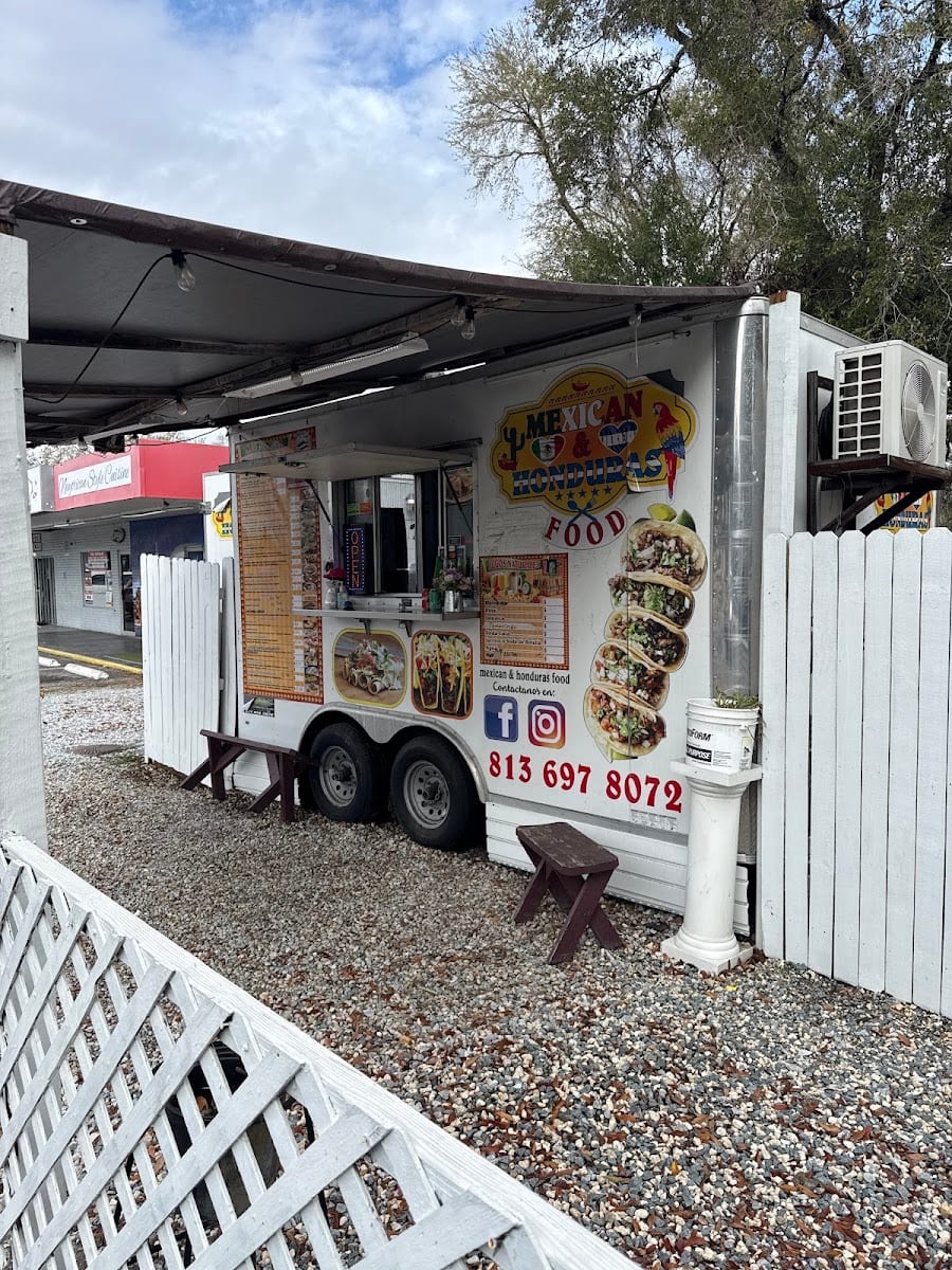 Hondu-Mex Food Truck