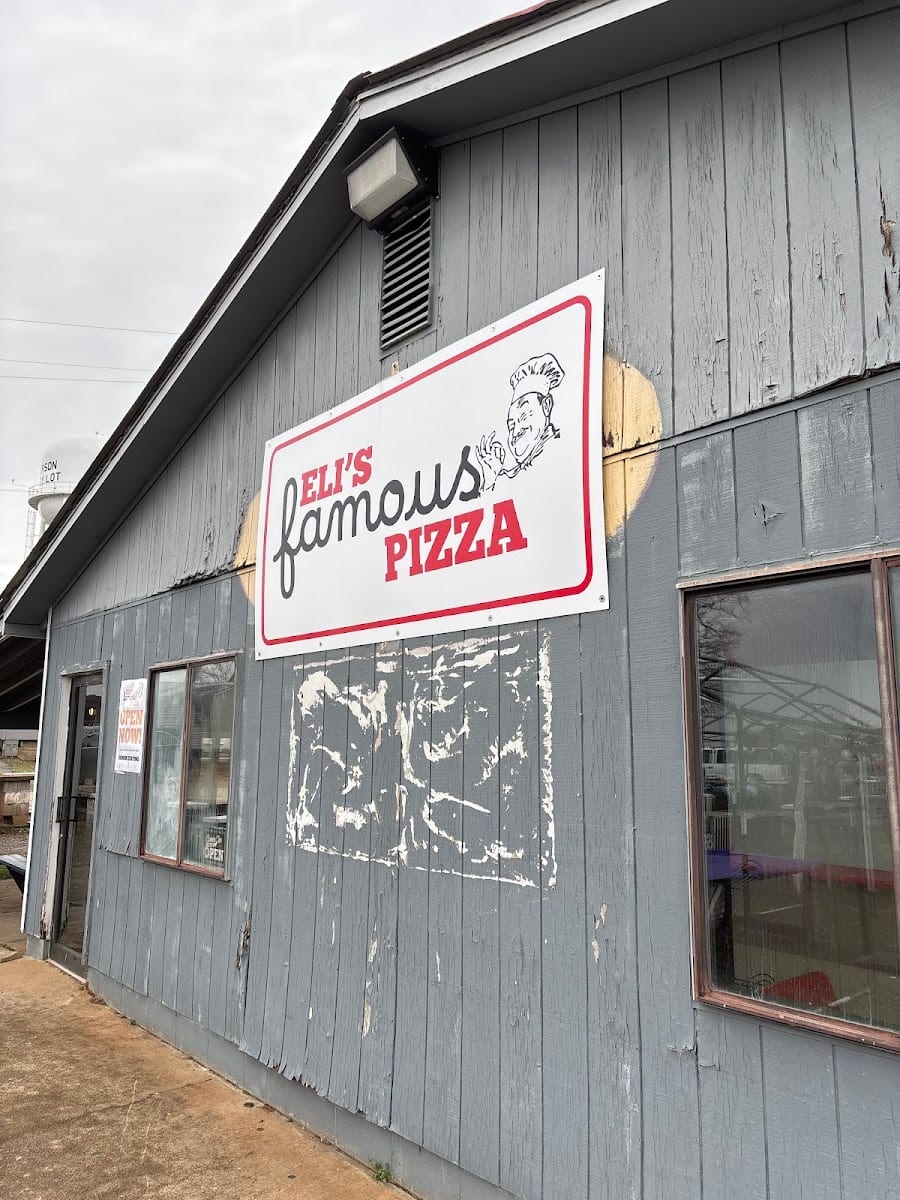 Eli's Famous Pizza