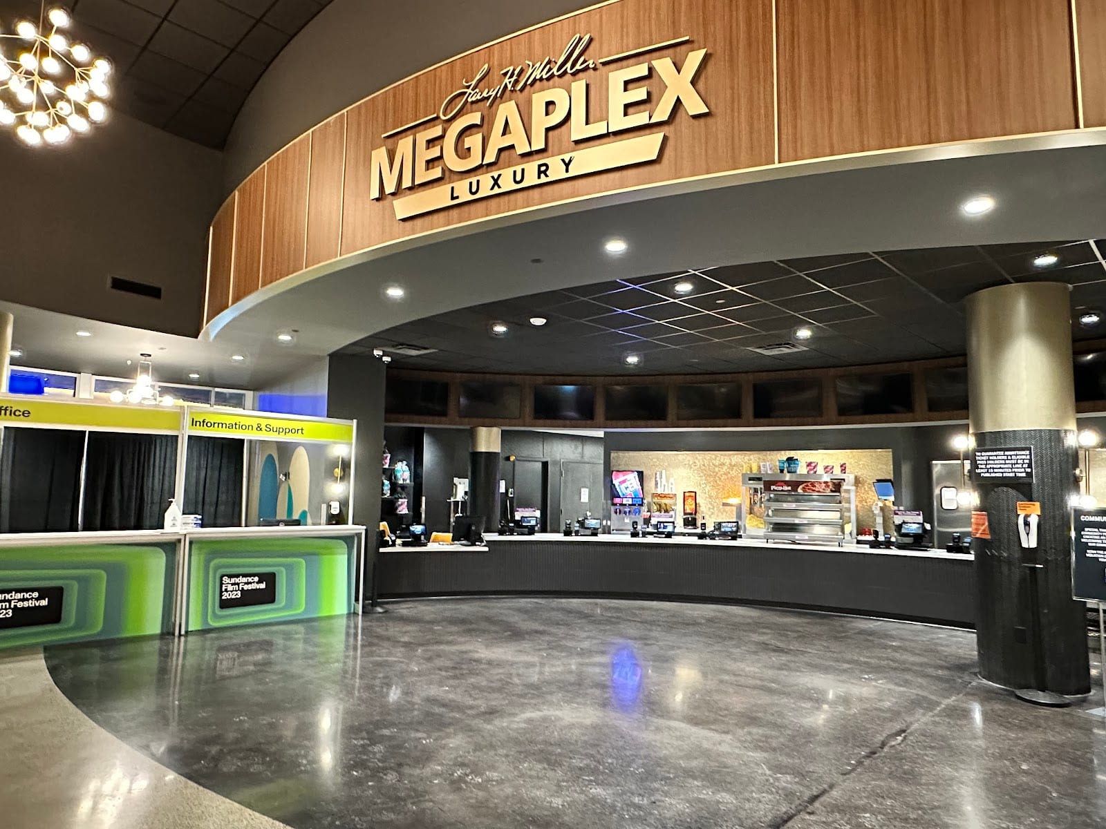 Megaplex Salt Lake City at The Gateway, photo 3