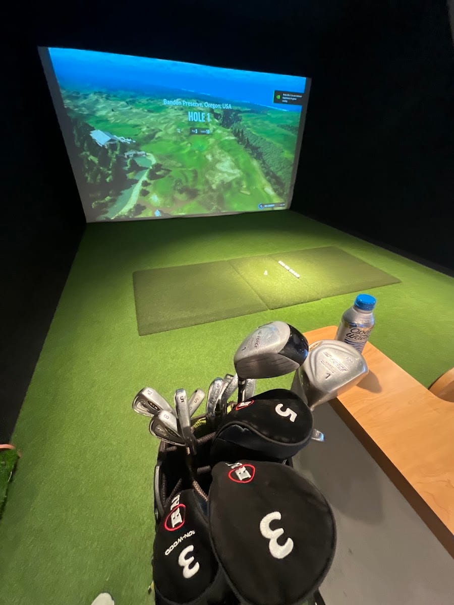 Birdie Club Indoor Golf, photo 3