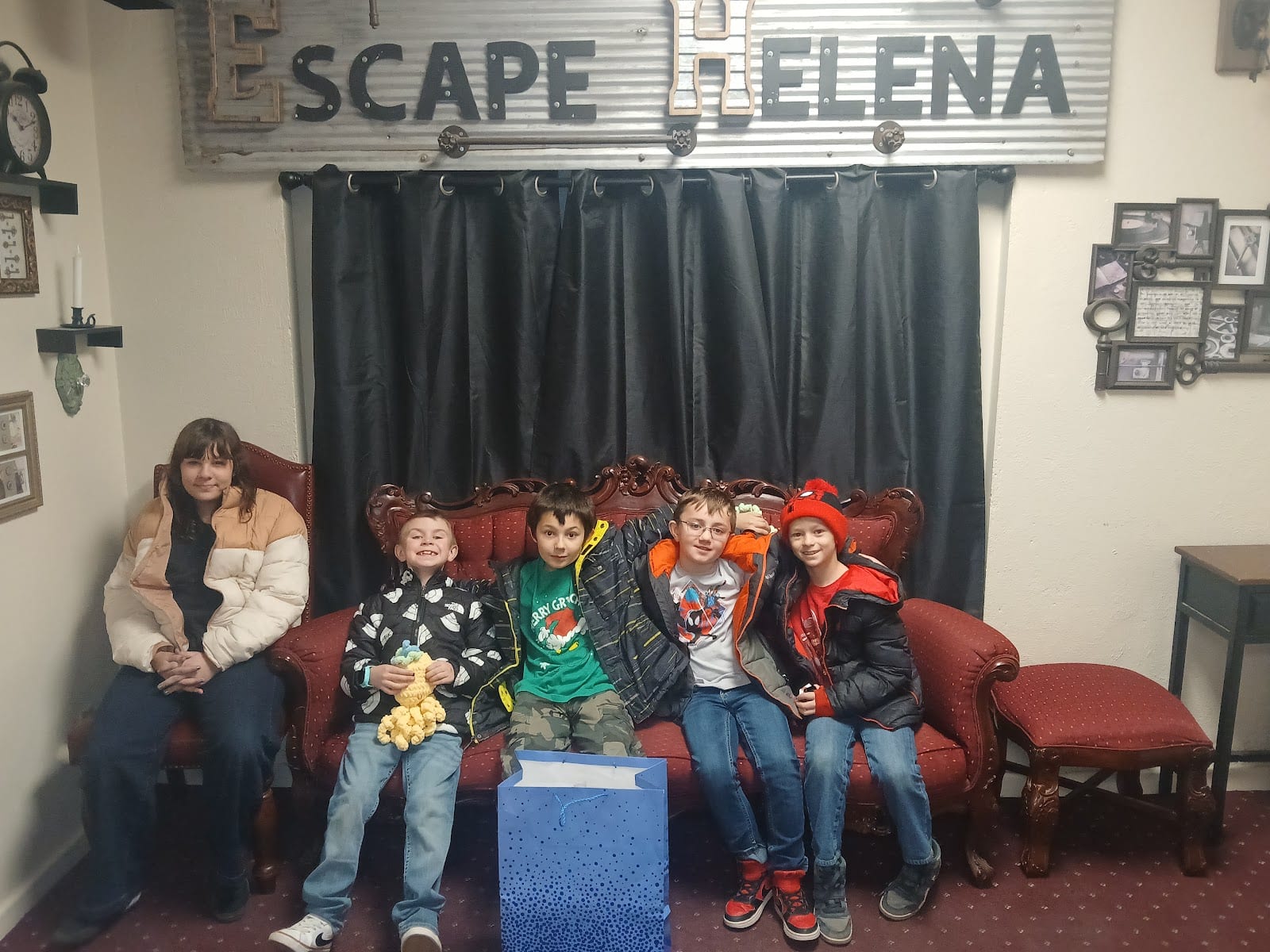Escape Helena, photo 3