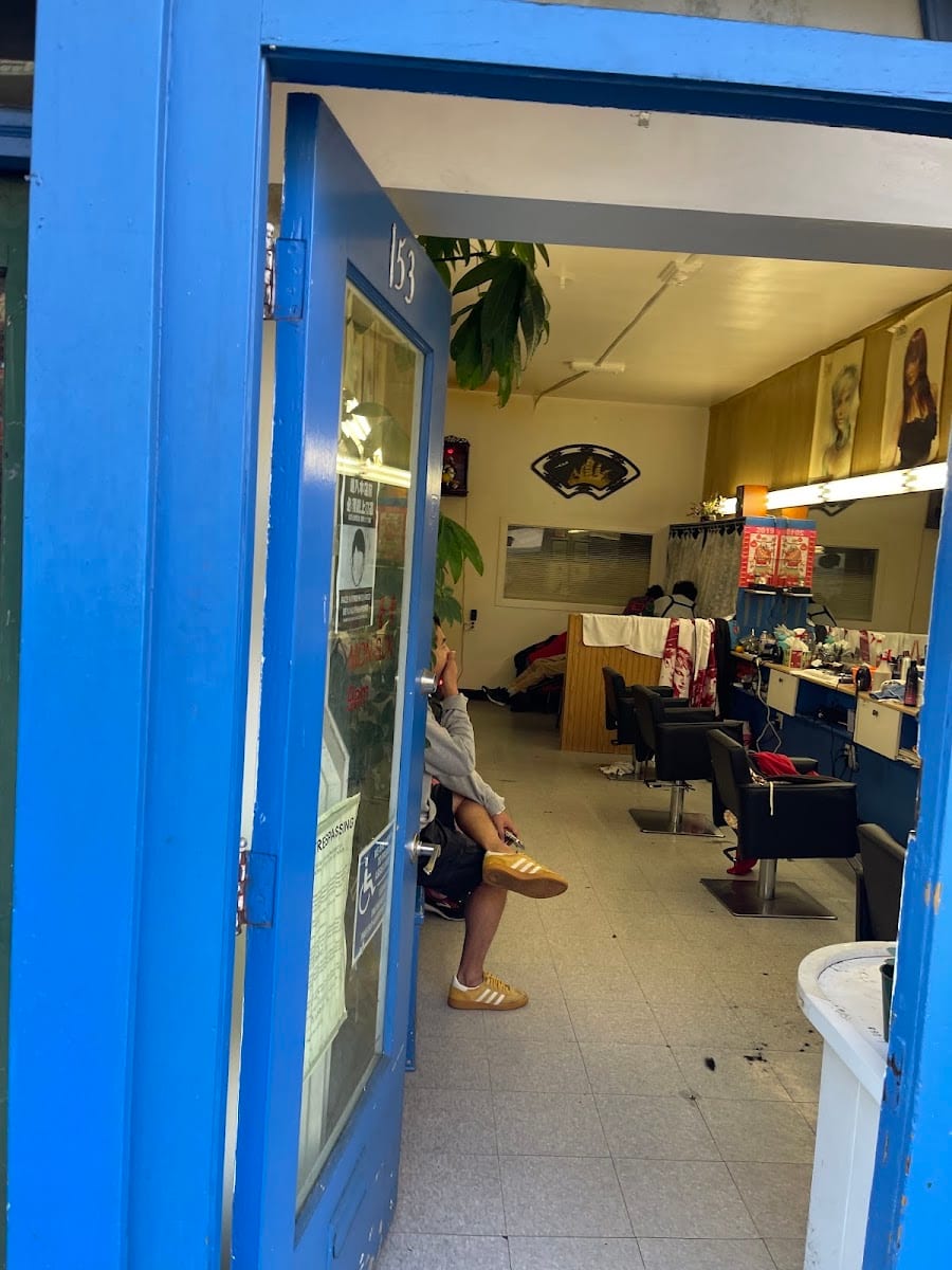 Li Ly's Hair Salon, photo 3