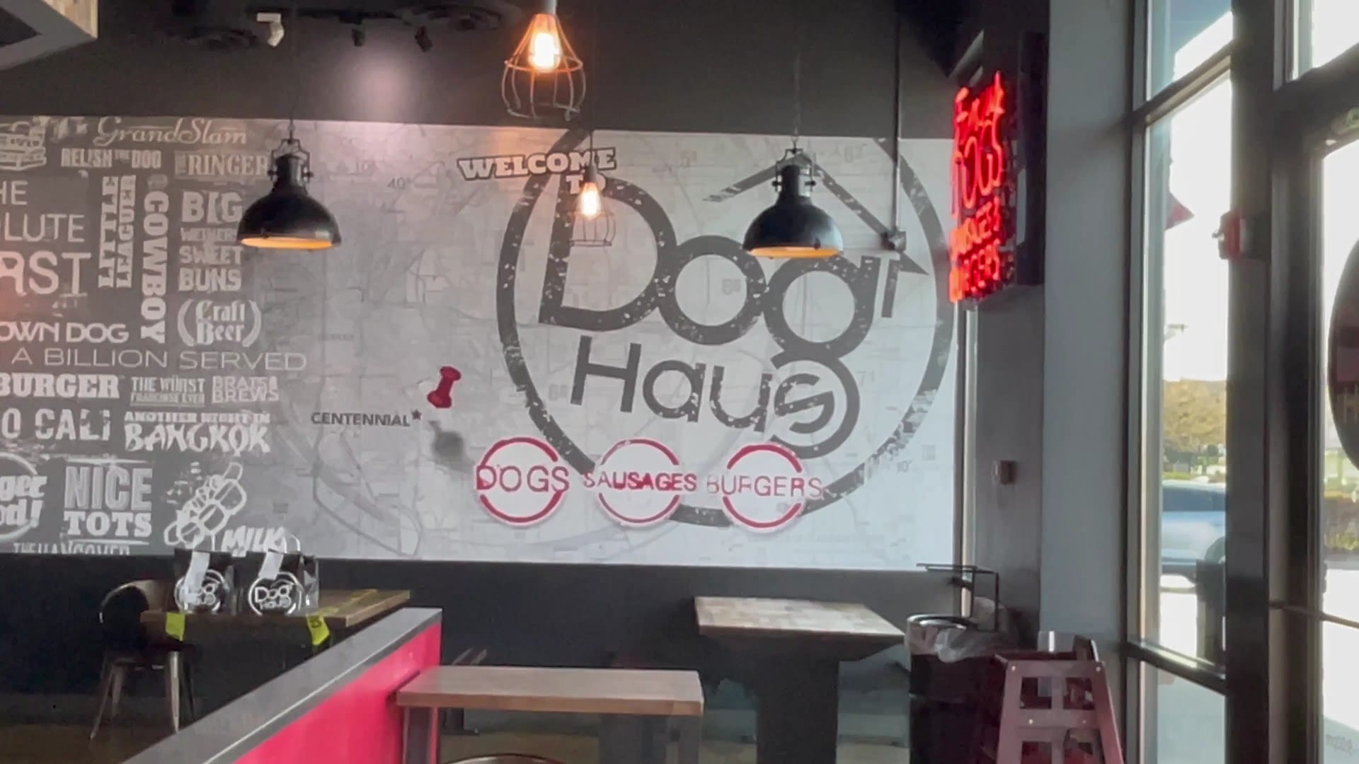 Dog Haus, photo 2