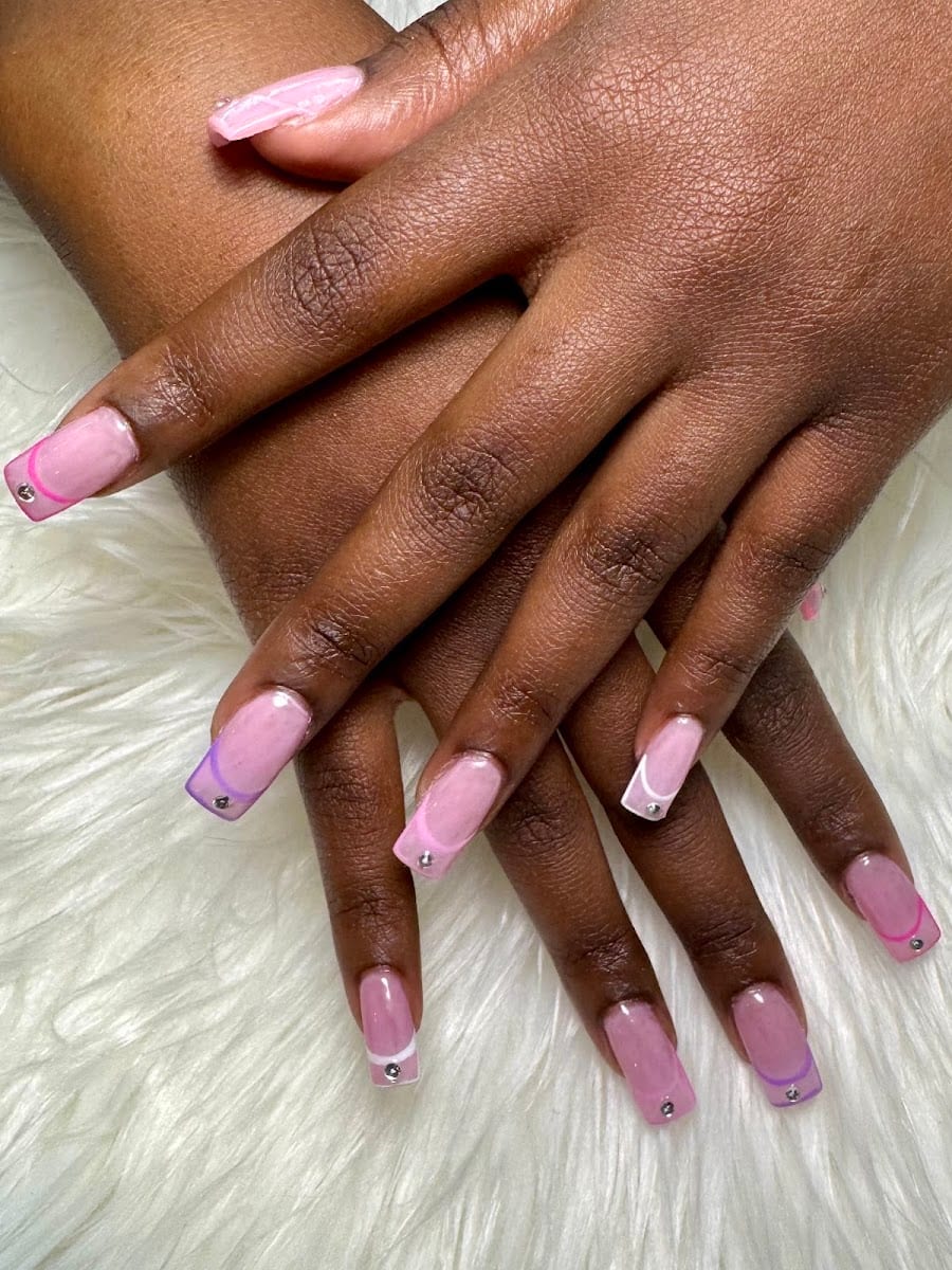 QT Nails & Spa
