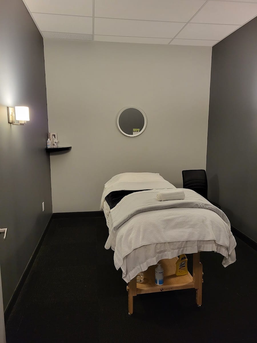 Massage Addict Richmond Hill Yonge and Stouffville Road