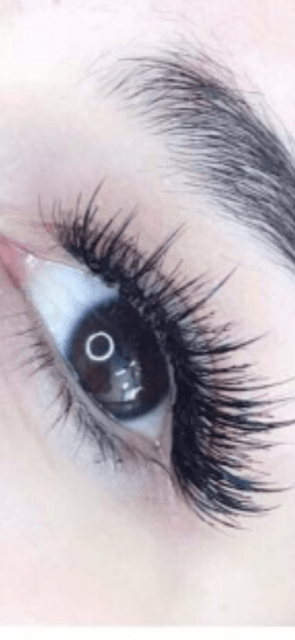 Hannah lash and brows, photo 3