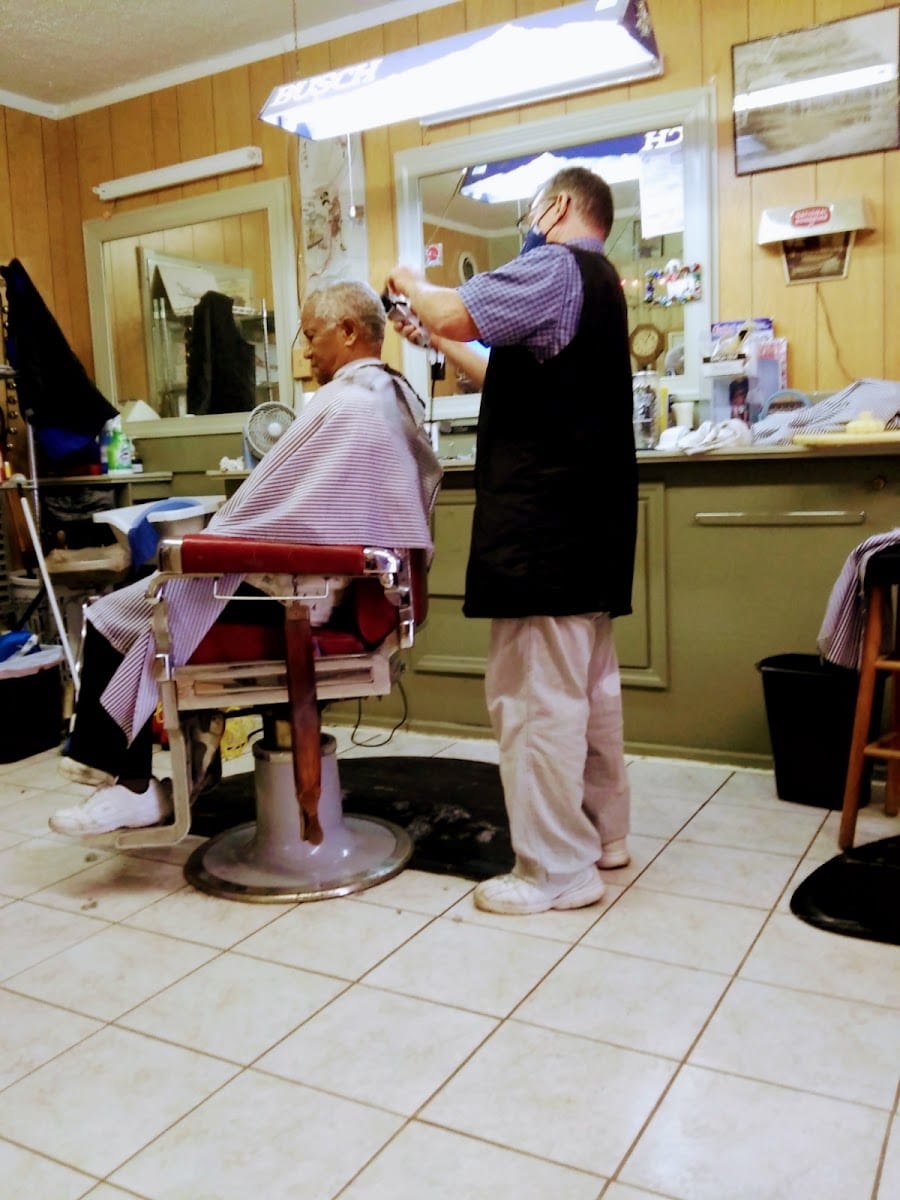 Cesar's Barber Shop