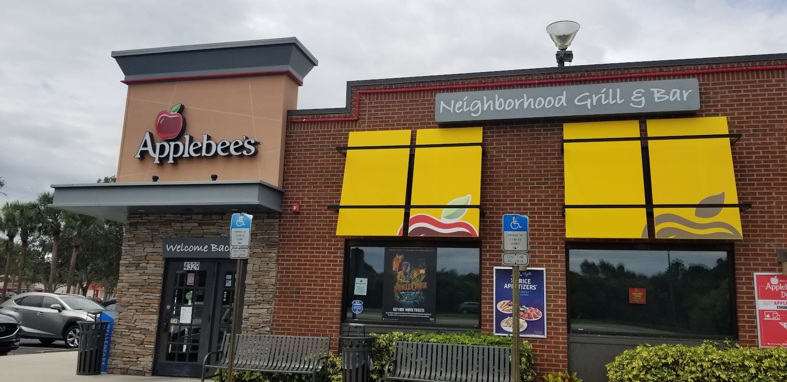 Applebee's Grill + Bar, photo 2