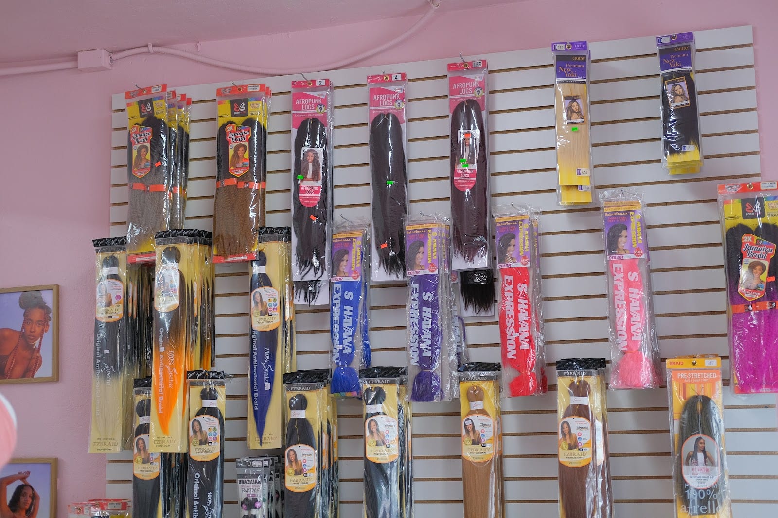 Yaya's and Pop Pop's Beauty Paradise, photo 2