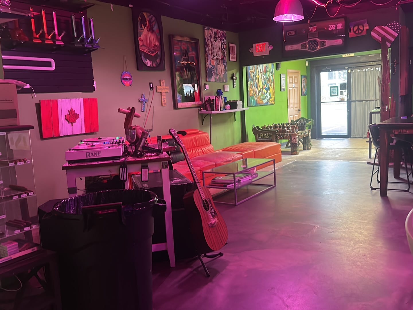 Dignitary Cafe, photo 3