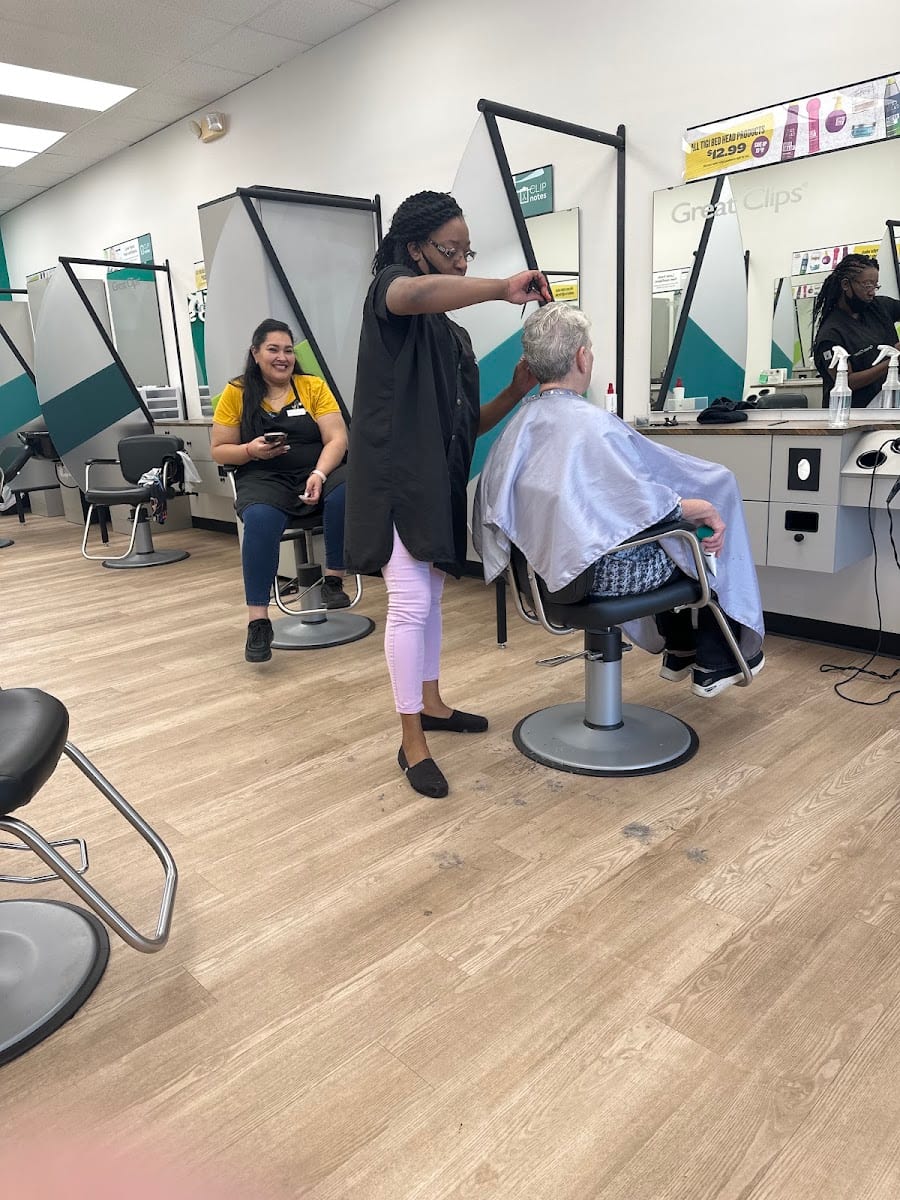 Great Clips, photo 3