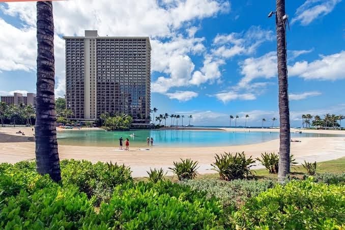 Free WiFi /No Resort Fees /Oceanview at the Ilikai Hotel! Beautiful Sunset Views!