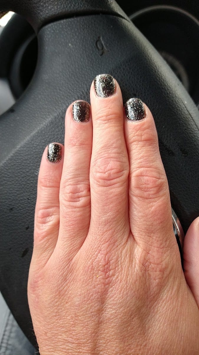 Elegant Nails, photo 3