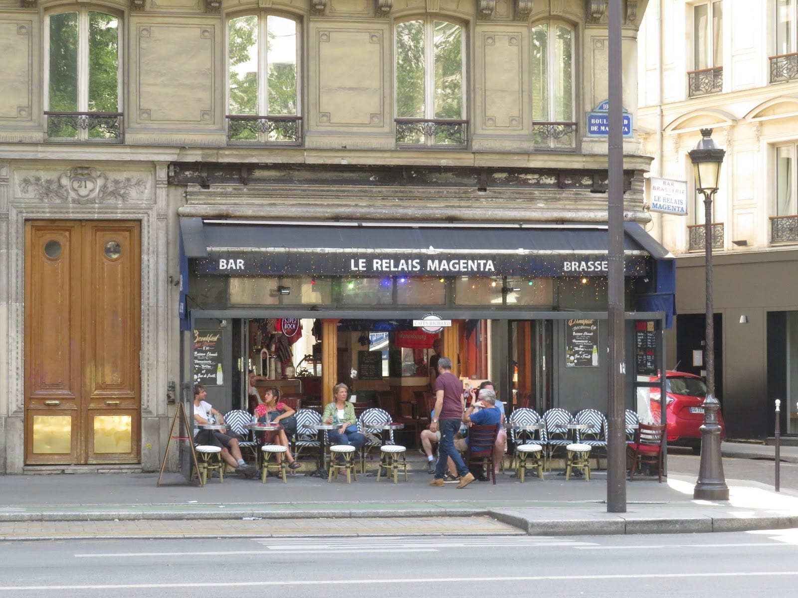 Bar Le Relais Magenta Brasserie