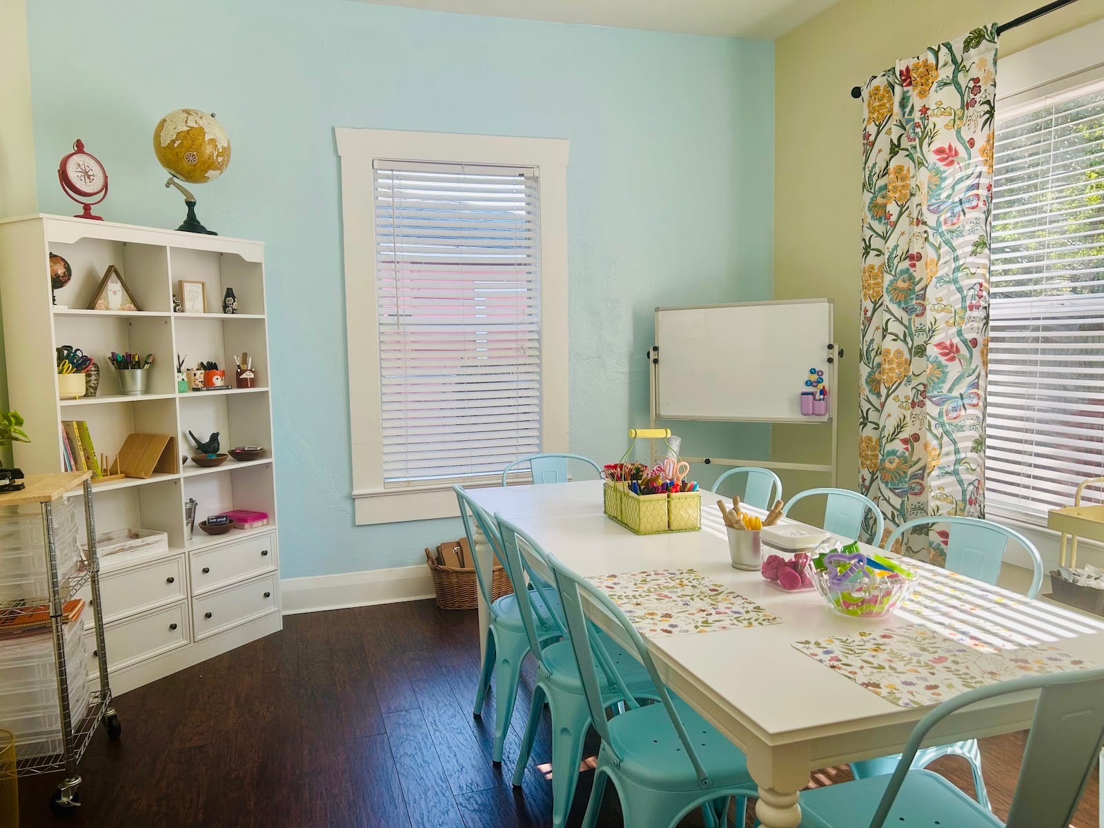 Yellow Bird Studio Heights, photo 2