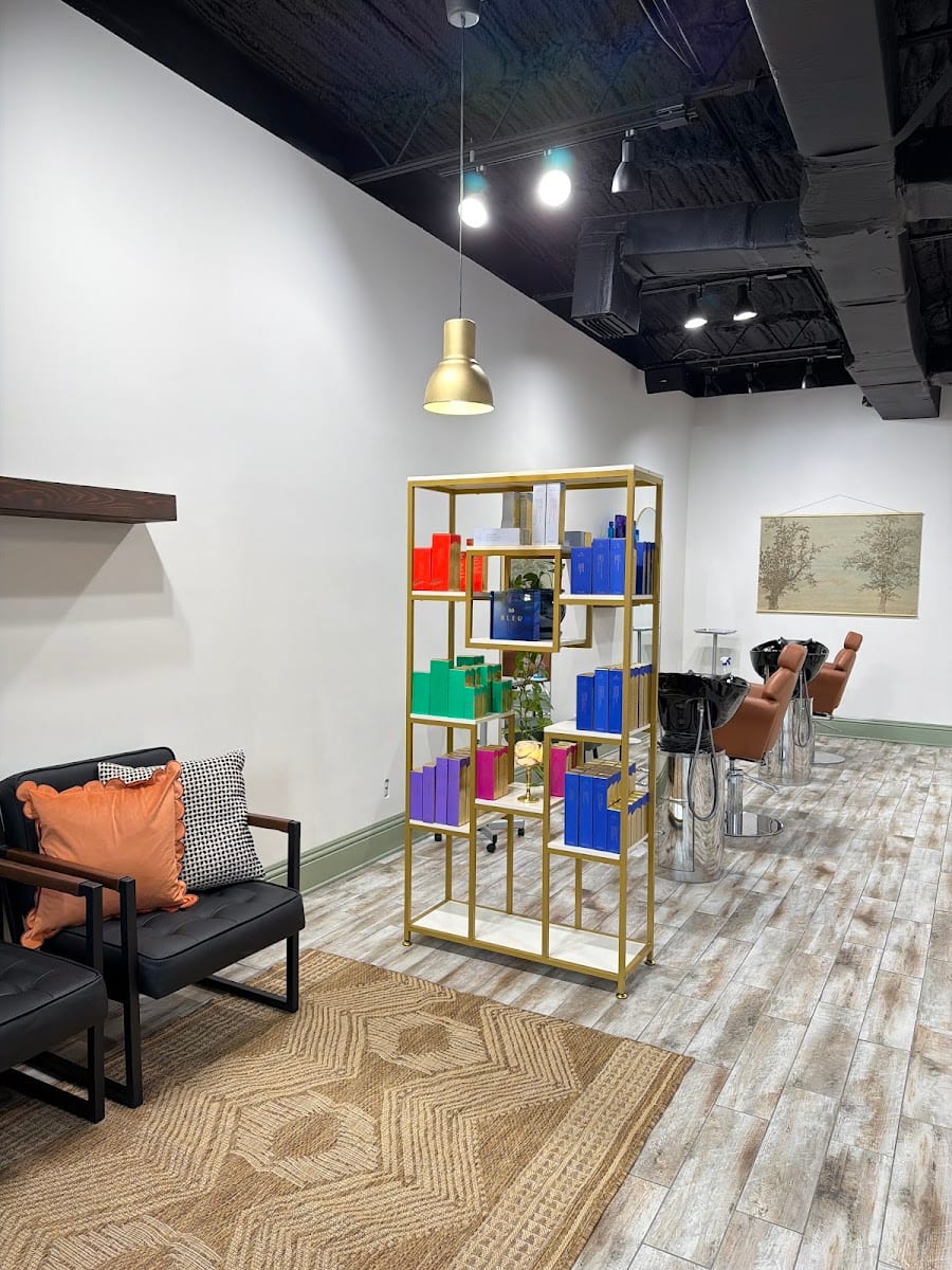 The Barbershop by Salon Inga- now Heir Apparent, photo 2