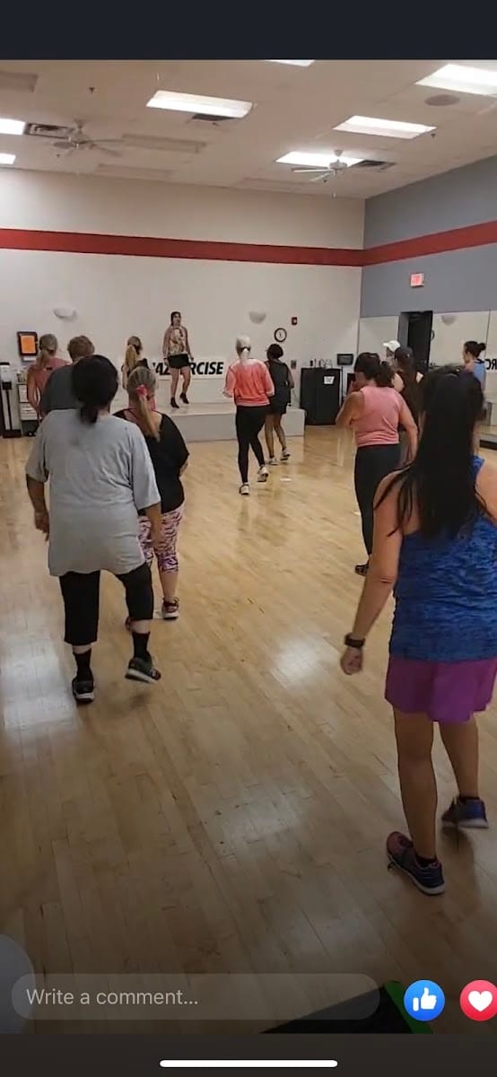 Jazzercise at QuarterFour, photo 2