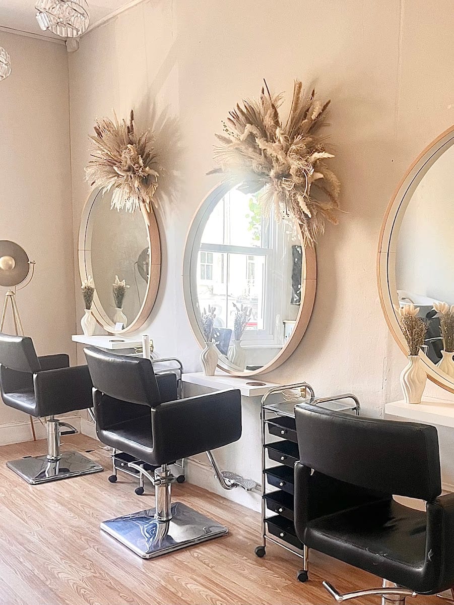 H Derma Beauti, Aesthetics & Hair, photo 2