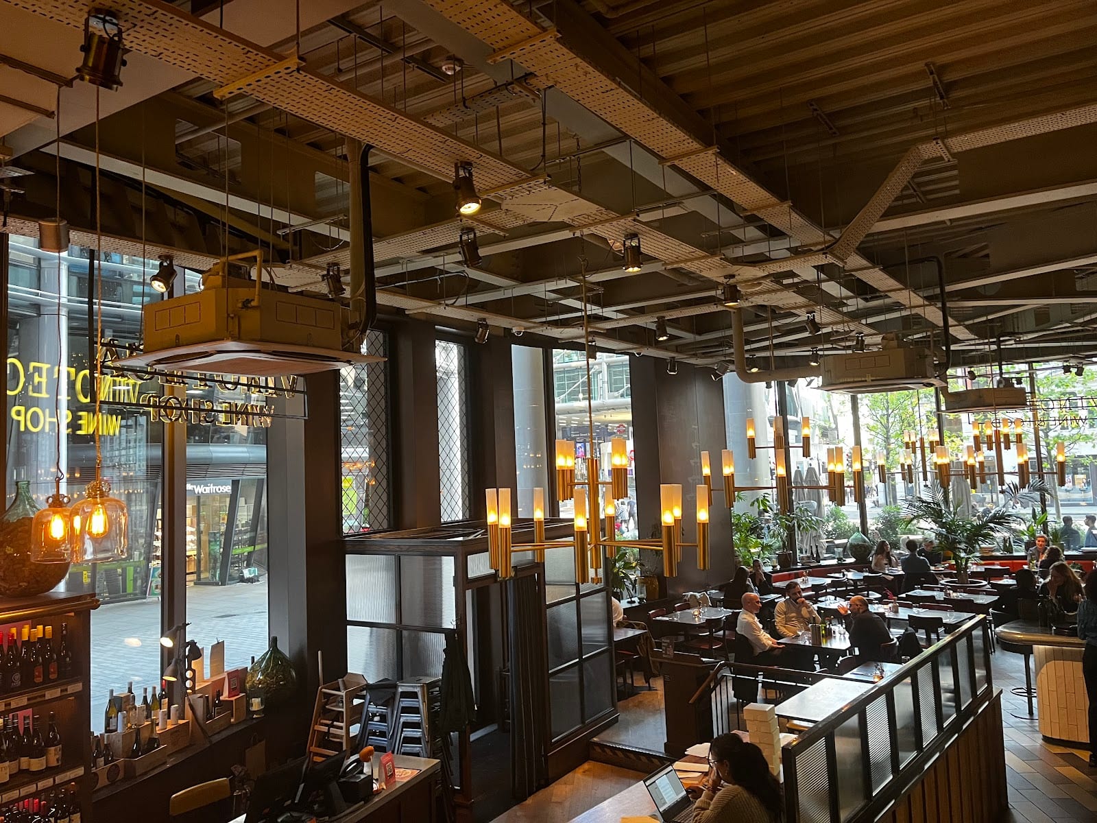 Vinoteca Di Sartoria - City, photo 4