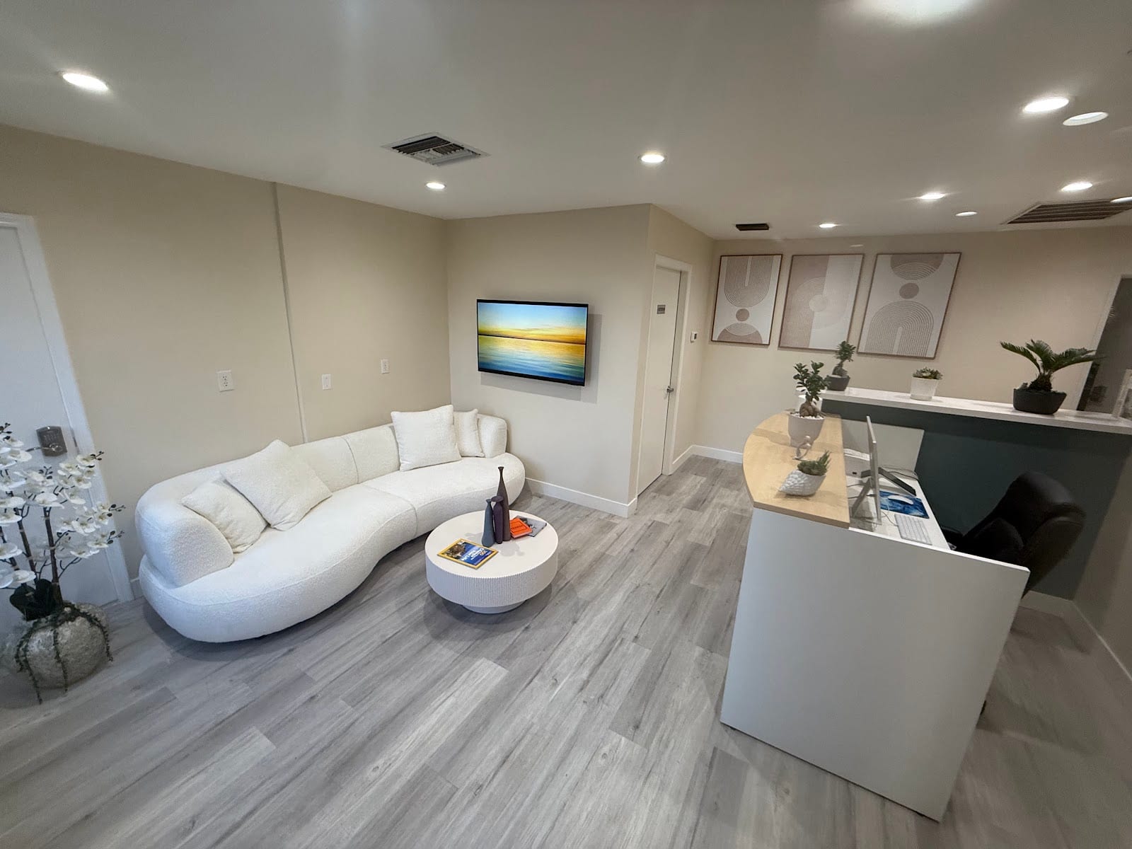 Oasis Beauty Lounge