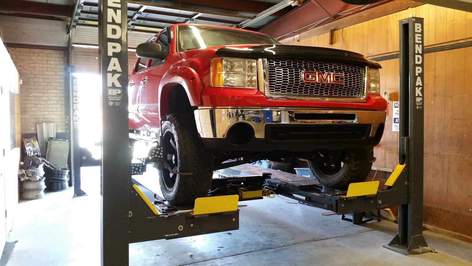 BASELINE TIRE SHOP AND ALIGNMENTS