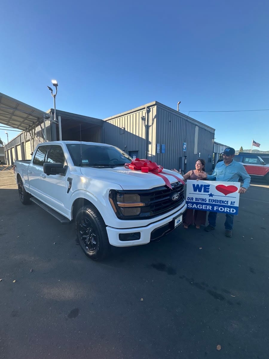 Sager Ford, photo 4