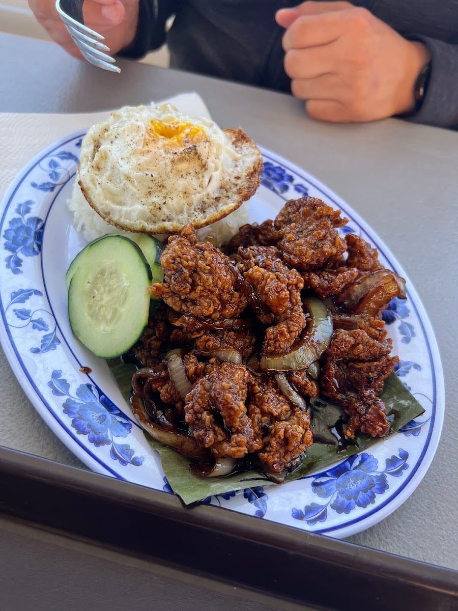 Good Gai's on Oakdale
