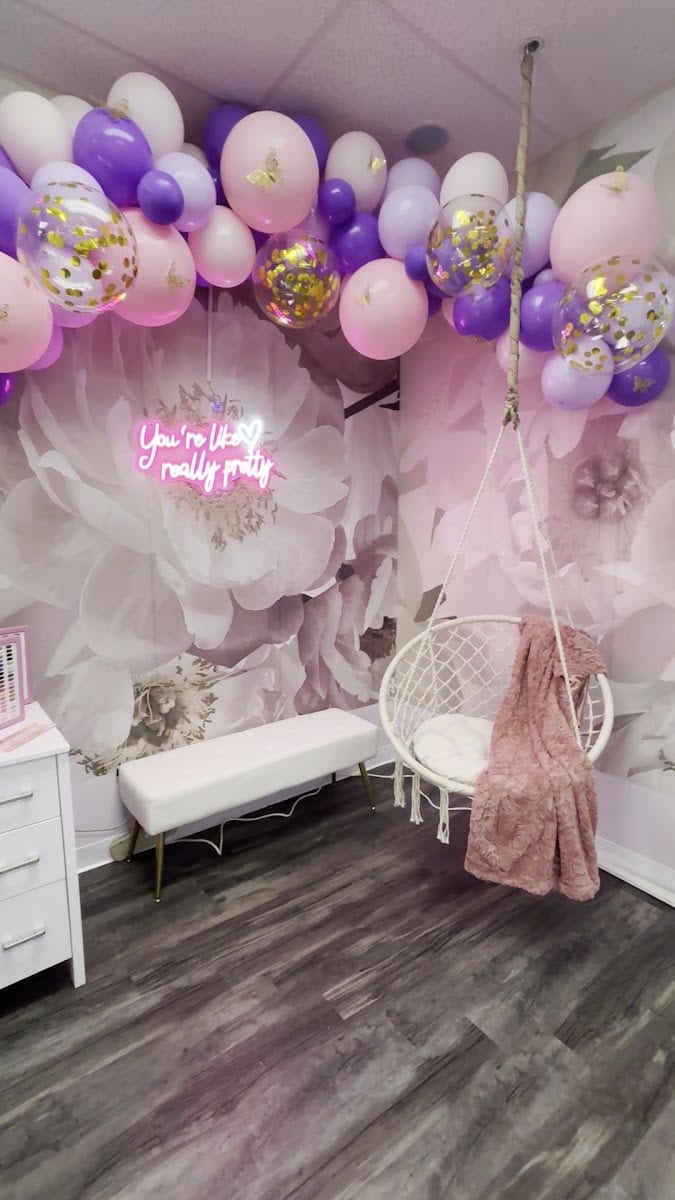 Posare Salon, photo 2