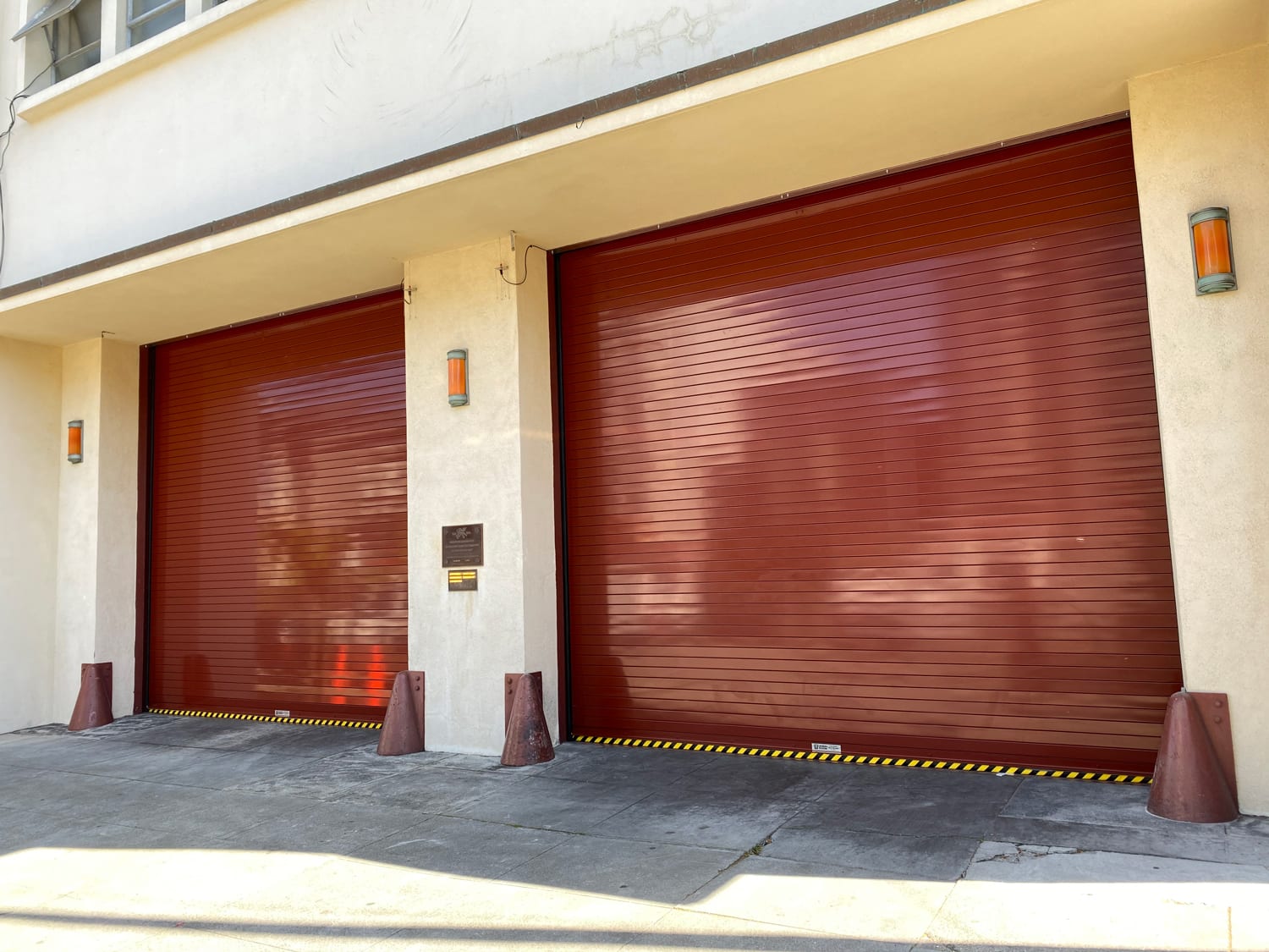 Union Door, photo 2