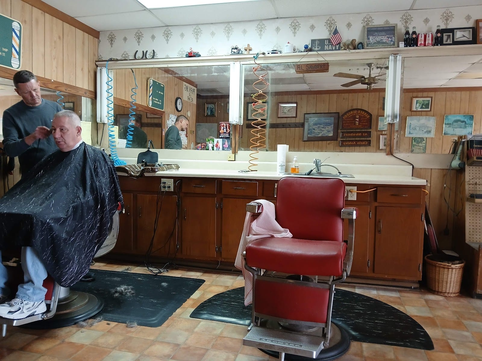 Al's & Chris's Barber Shop, photo 3