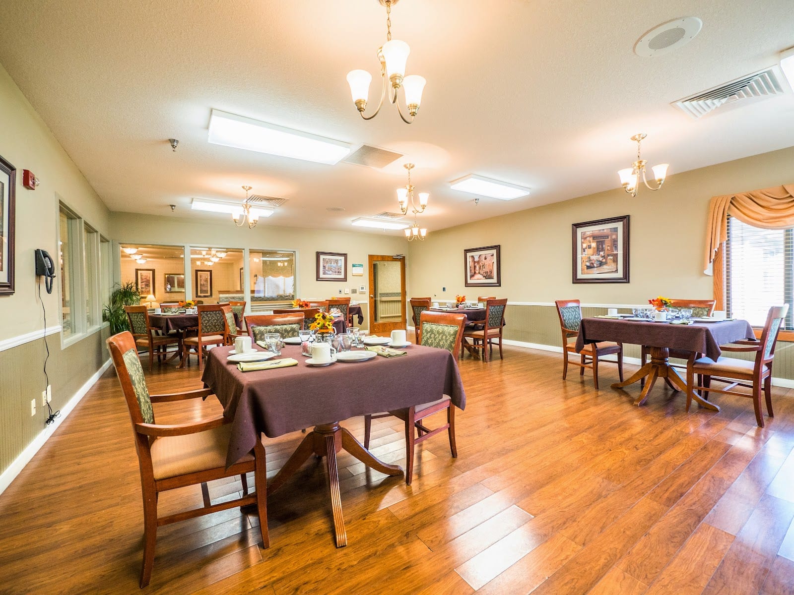 Covington Manor Health and Rehabilitation Center, photo 3