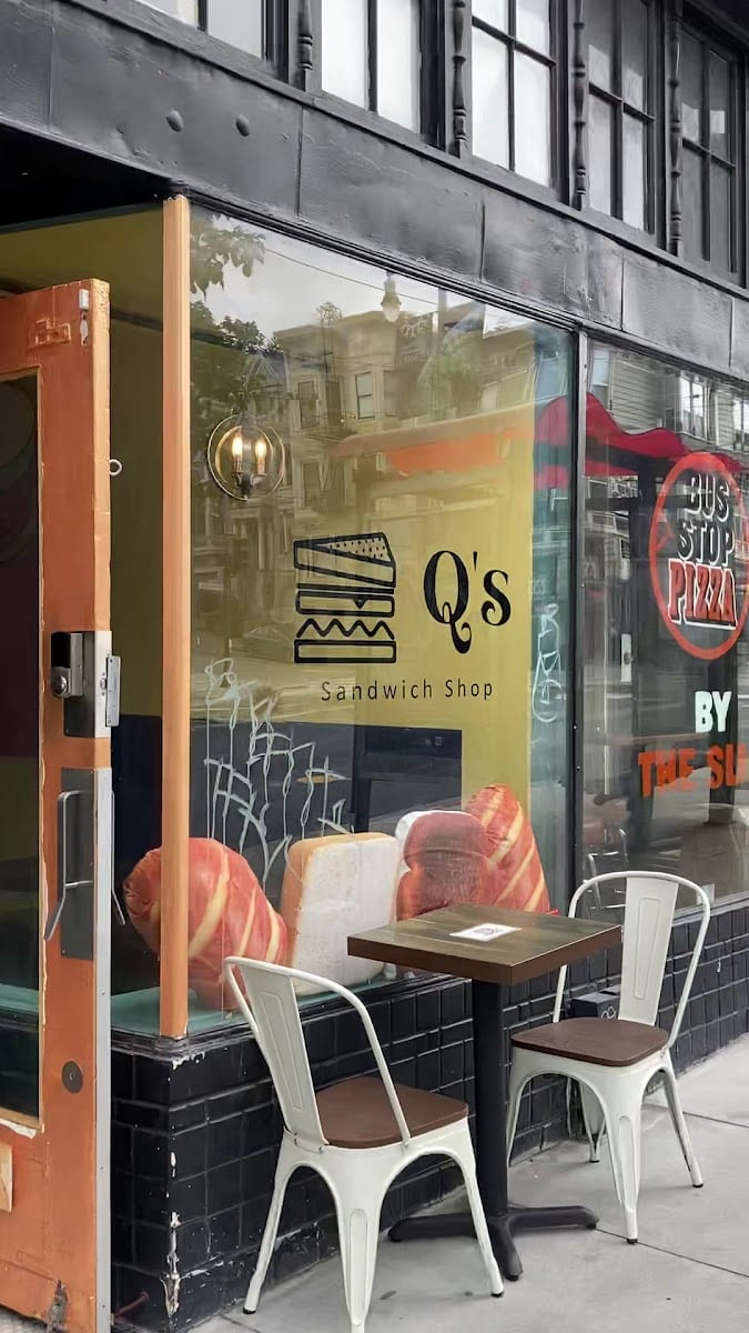 Q's Sandwich Shop, photo 3